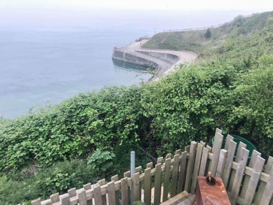 Lyme Clifftop Hideaway Lyme Regis Exteriér fotografie